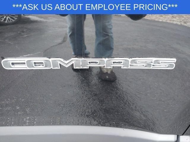 new 2025 Jeep Compass car, priced at $26,260