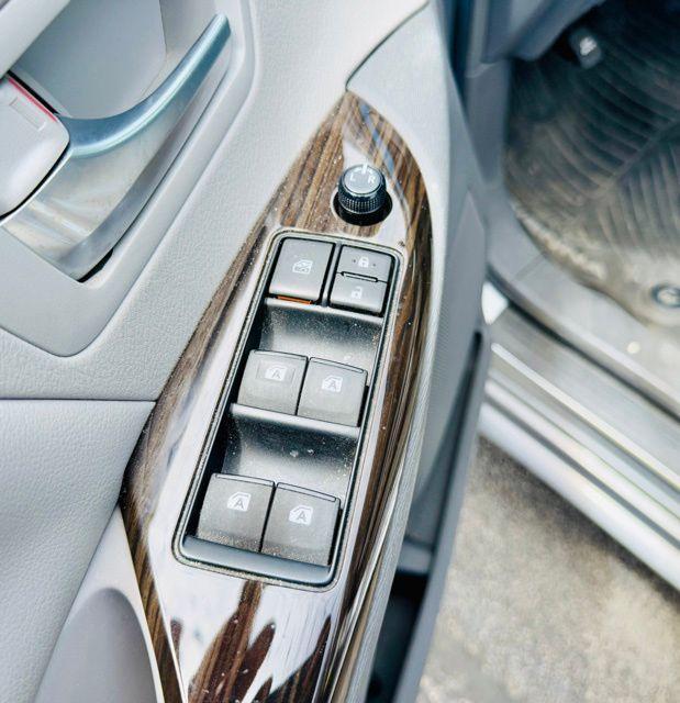 used 2017 Toyota Sienna car, priced at $27,995