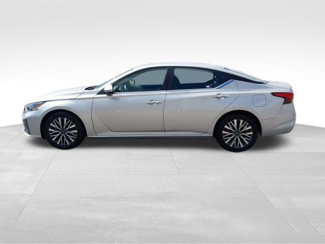 used 2023 Nissan Altima car, priced at $18,500