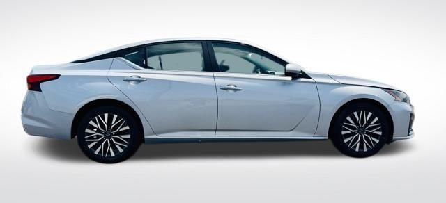 used 2023 Nissan Altima car, priced at $17,990