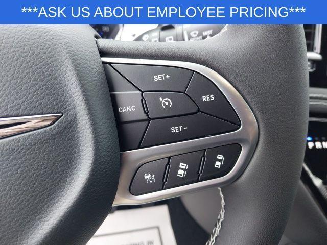 new 2025 Chrysler Pacifica car, priced at $44,090