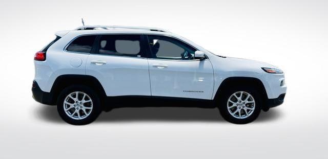 used 2017 Jeep Cherokee car, priced at $10,995