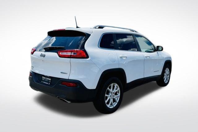 used 2017 Jeep Cherokee car, priced at $10,995
