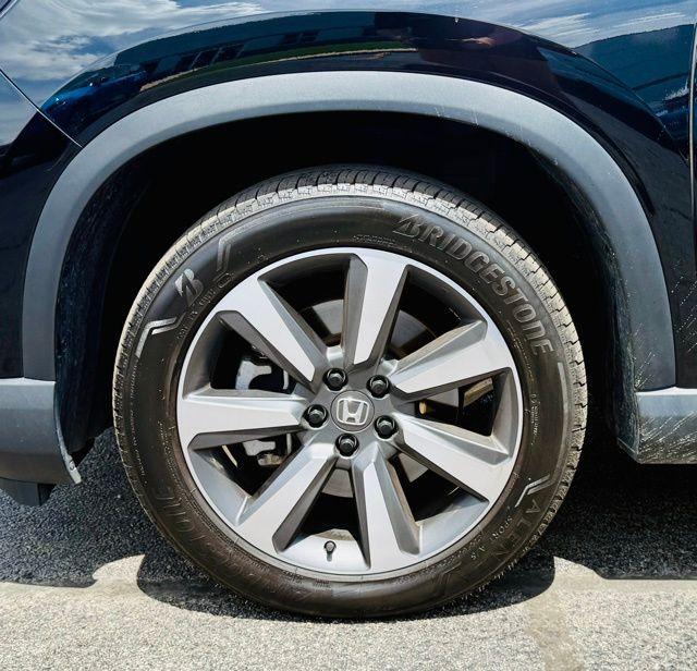 used 2024 Honda Pilot car, priced at $45,995