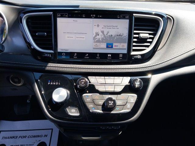 new 2025 Chrysler Pacifica car, priced at $39,725