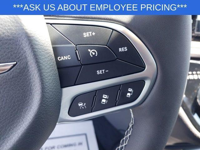 new 2025 Chrysler Pacifica car, priced at $40,725