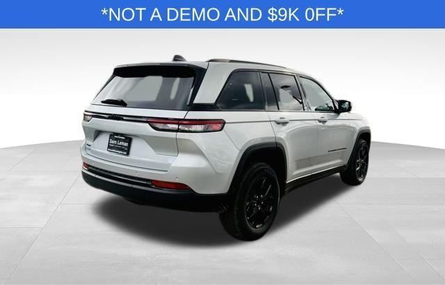 new 2025 Jeep Grand Cherokee car, priced at $37,530