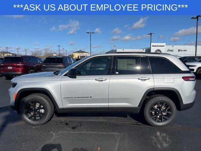 new 2025 Jeep Grand Cherokee car, priced at $39,530