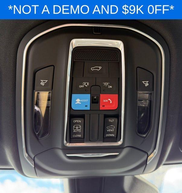 new 2025 Jeep Grand Cherokee car, priced at $37,530