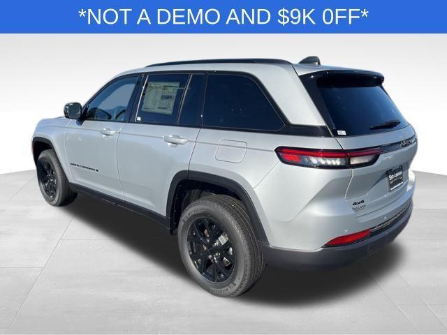new 2025 Jeep Grand Cherokee car, priced at $37,530