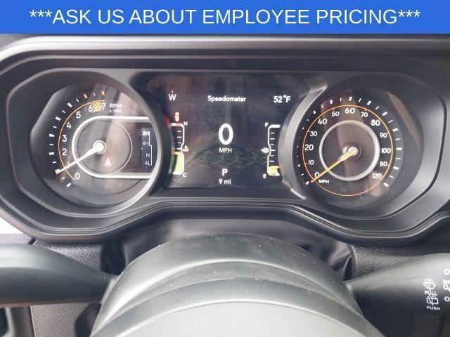 new 2025 Jeep Wrangler car, priced at $51,870