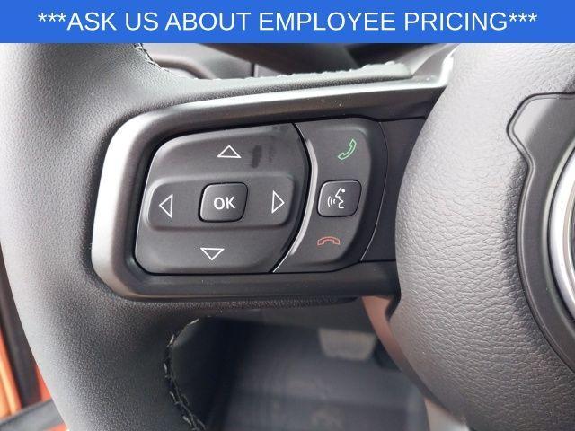 new 2025 Jeep Wrangler car, priced at $51,870