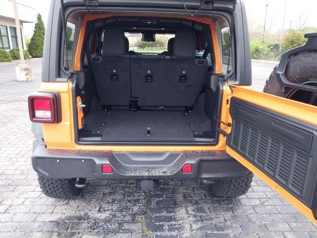 new 2025 Jeep Wrangler car, priced at $52,370