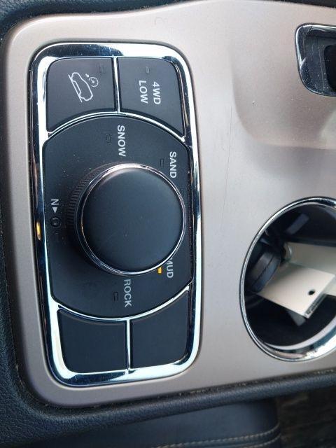 used 2015 Jeep Grand Cherokee car, priced at $12,995