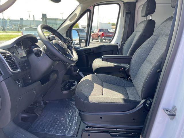 new 2024 Ram ProMaster 2500 car, priced at $42,995