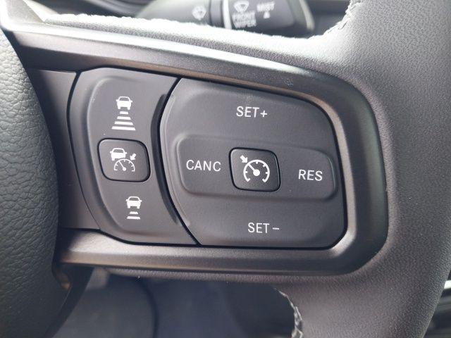 new 2025 Jeep Gladiator car, priced at $41,685