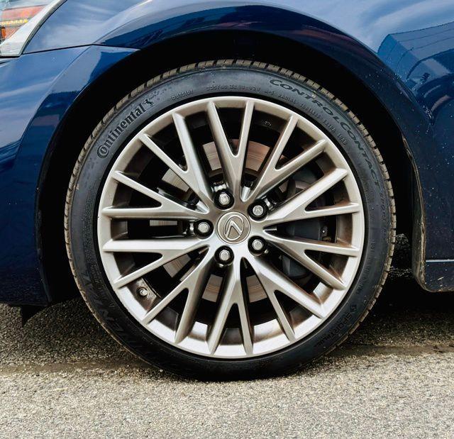 used 2019 Lexus IS 300 car, priced at $25,990