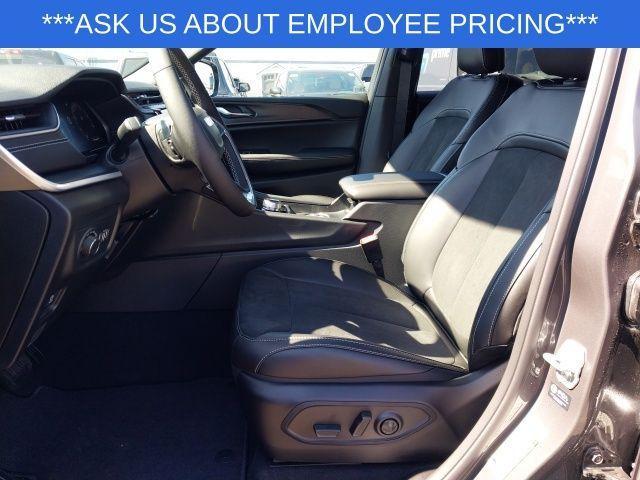 new 2025 Jeep Grand Cherokee L car, priced at $41,030