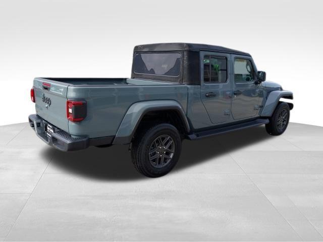 used 2024 Jeep Gladiator car, priced at $36,900