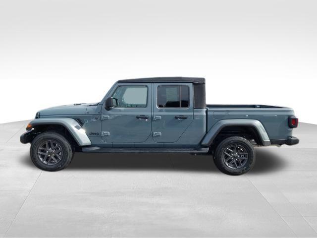 used 2024 Jeep Gladiator car, priced at $36,900