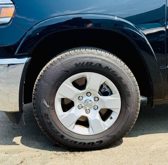 used 2025 Ram 1500 car, priced at $40,995