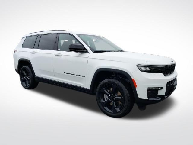 new 2025 Jeep Grand Cherokee L car, priced at $44,125