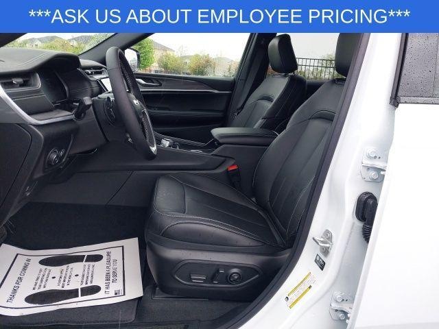 new 2025 Jeep Grand Cherokee L car, priced at $44,125