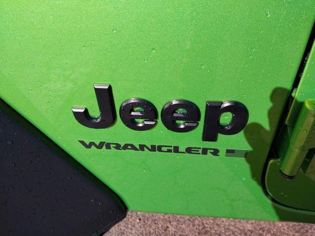 new 2025 Jeep Wrangler car, priced at $43,175