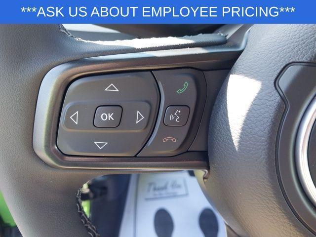 new 2025 Jeep Wrangler car, priced at $42,675