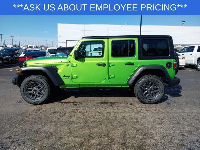 new 2025 Jeep Wrangler car, priced at $42,675