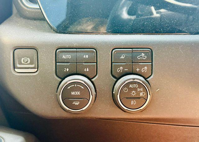 used 2022 Chevrolet Silverado 1500 car, priced at $42,900
