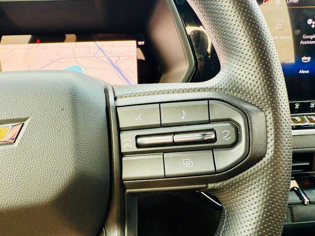 used 2024 Chevrolet Colorado car, priced at $28,400