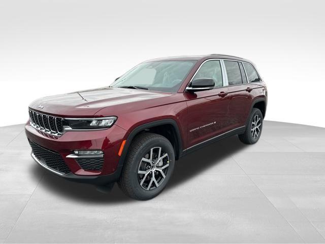 new 2025 Jeep Grand Cherokee car, priced at $44,735