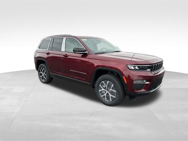 new 2025 Jeep Grand Cherokee car, priced at $44,735