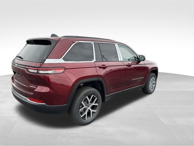 new 2025 Jeep Grand Cherokee car, priced at $44,735