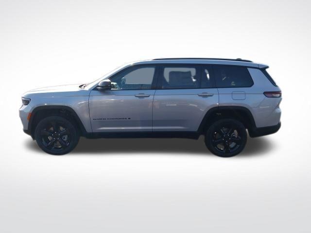 new 2025 Jeep Grand Cherokee L car, priced at $47,335