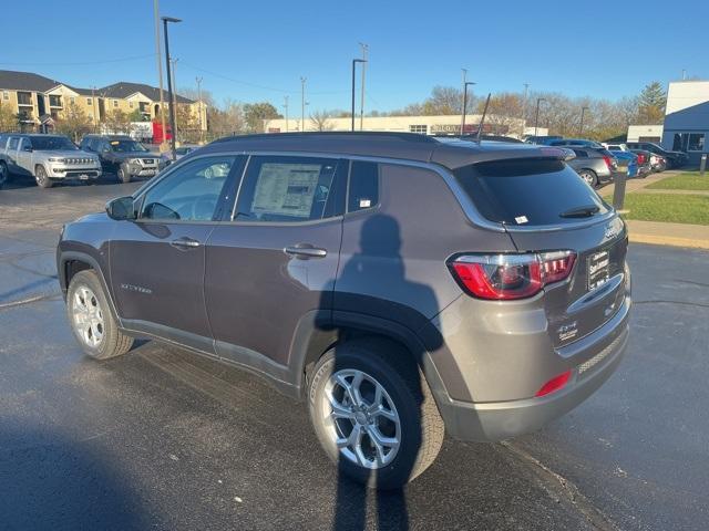 new 2024 Jeep Compass car, priced at $26,535