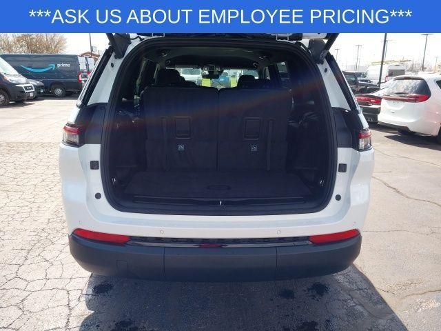 new 2025 Jeep Grand Cherokee L car, priced at $44,125