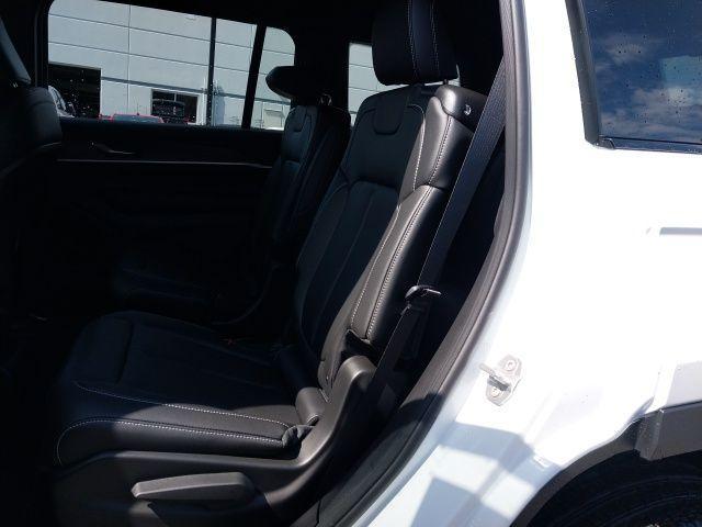 new 2025 Jeep Grand Cherokee L car, priced at $44,125