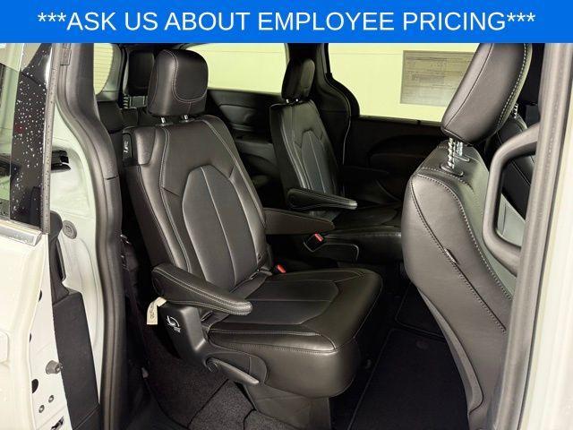 new 2025 Chrysler Voyager car, priced at $38,690