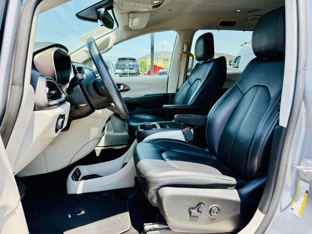 used 2018 Chrysler Pacifica car, priced at $15,495