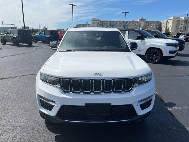 new 2024 Jeep Grand Cherokee car, priced at $40,825