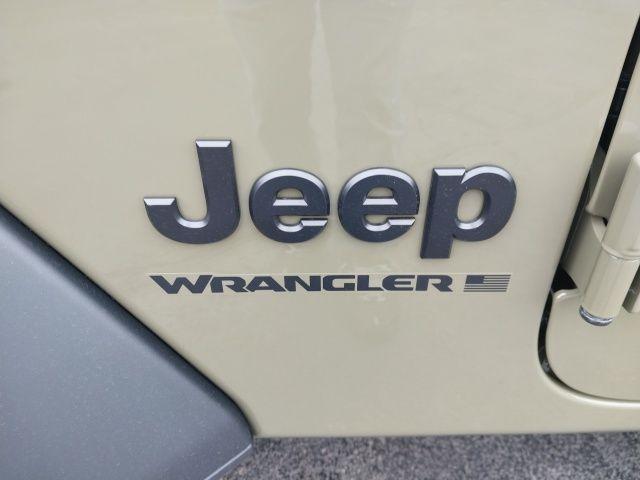 new 2025 Jeep Wrangler car, priced at $35,080