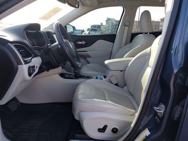 used 2021 Jeep Cherokee car, priced at $19,595