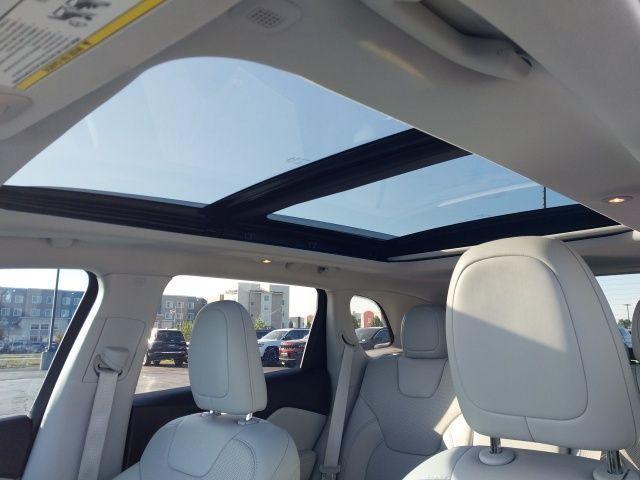 used 2021 Jeep Cherokee car, priced at $19,595