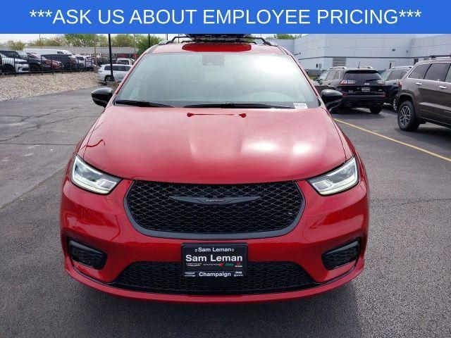 new 2025 Chrysler Pacifica car, priced at $48,120