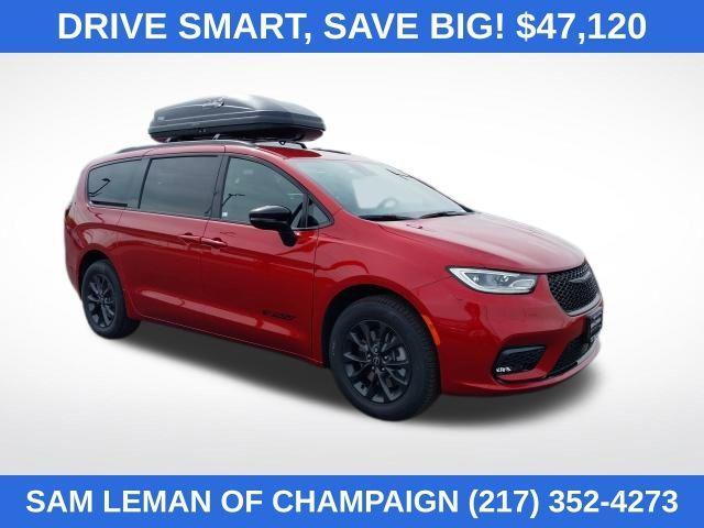 new 2025 Chrysler Pacifica car, priced at $47,120