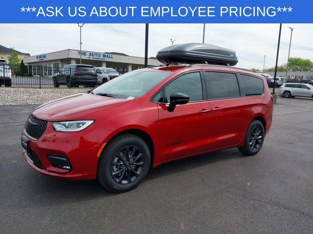 new 2025 Chrysler Pacifica car, priced at $48,120