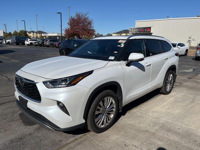 used 2023 Toyota Highlander car, priced at $42,495