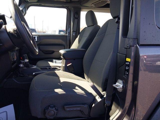 new 2025 Jeep Wrangler car, priced at $32,480